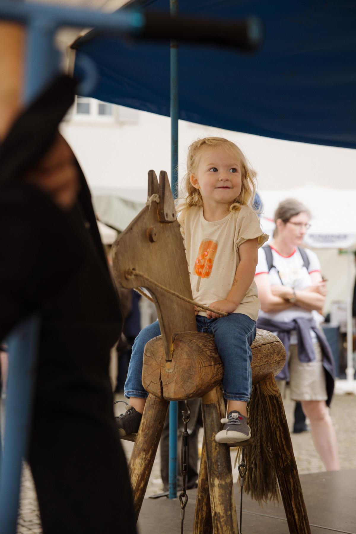 Der Bio Marché ist das grösste Schweizer Bio-Festival – mit riesigem Bio-Verkaufsmarkt, Bio-Festwirtschaften, Musik und Strassenkunst, Streichelzoo und vielem mehr. Jedes Jahr im Juni in Zofingen CH.